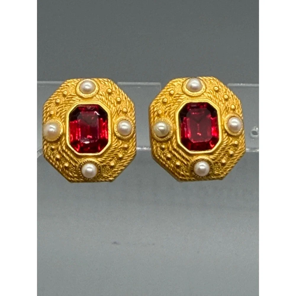 Joan Rivers Clip On Earrings Matt Gold Tone Red Faceted Center Imitation Pearls